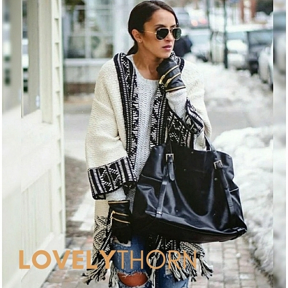 ZARA // ltd ed comfy-chic chunky fringe knit oversized cardigan coat - Picture 1 of 12